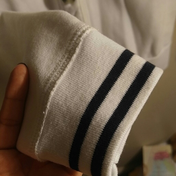 Sweater - Picture 3 of 4