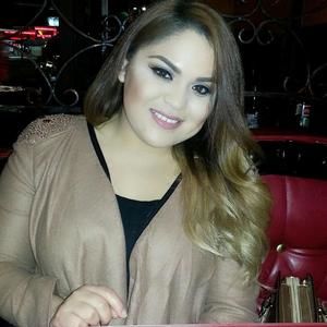 Meet your Posher, Marcela