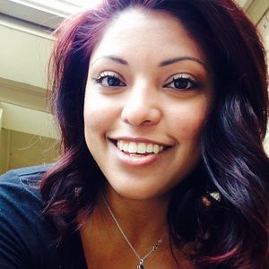 Meet your Posher, Gabriela