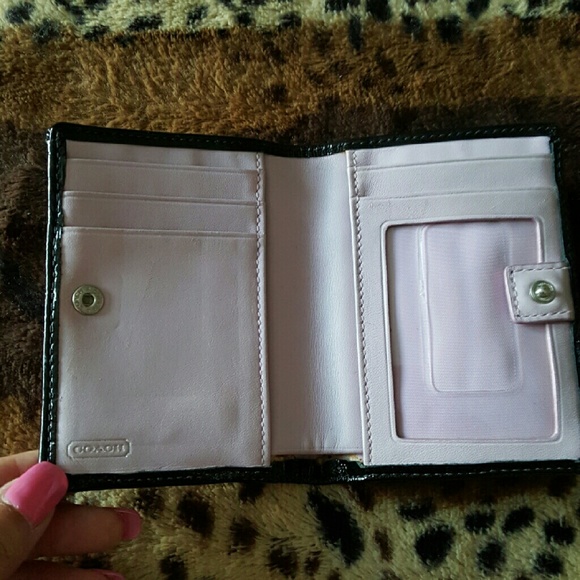 Authentic Coach Wallet - Picture 3 of 4