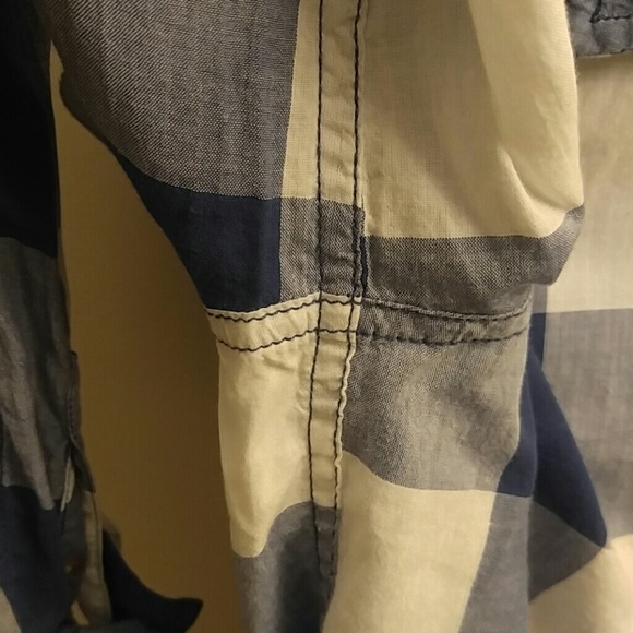 Shirt - Picture 3 of 4