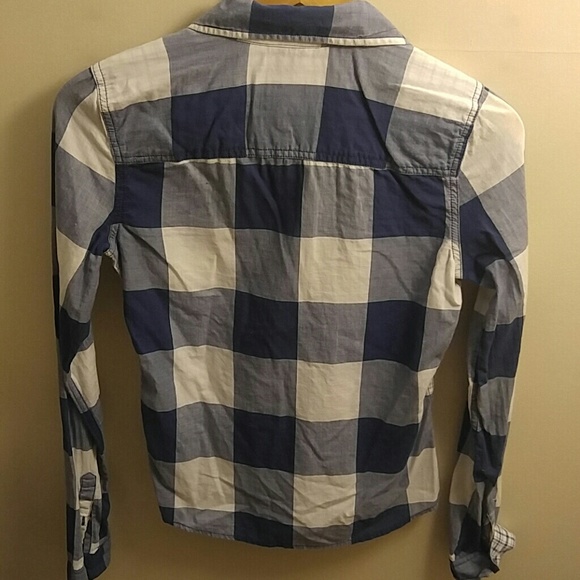 Shirt - Picture 4 of 4