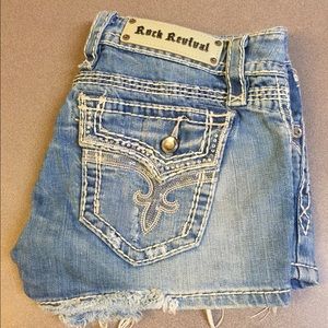 Size 27 rock revival shorts