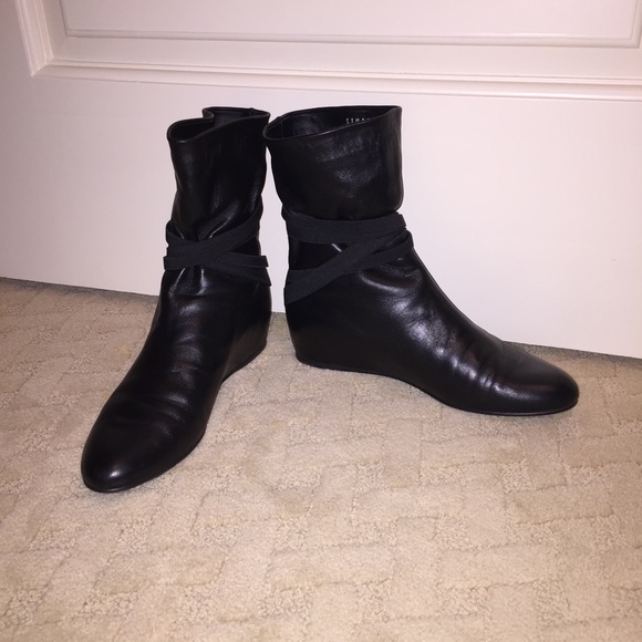 Stuart Weiztman Zen Black Nappa Shoes LIKE NEW