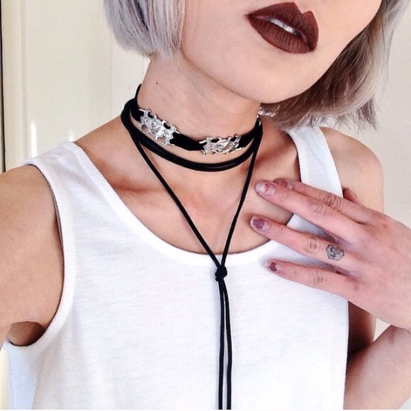 Topshop Jewelry - 🎉HOST PICK🎉🎉 Lil Concho Choker