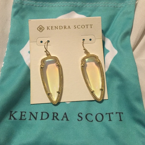 Kendra Scott Jewelry - Kendra Scott Sky earring in Clear Iridescent