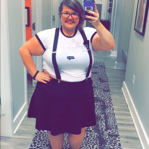 Meet your Posher, Jillian - Picture 2 of 4