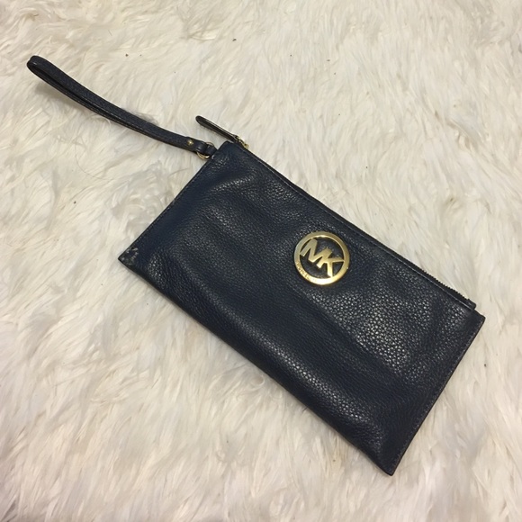 Michael Kors wristlet