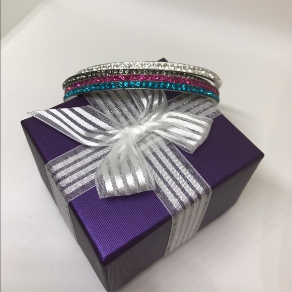 New Bejeweled Bangle Bracelets 4 pc set🌹 - Picture 2 of 5