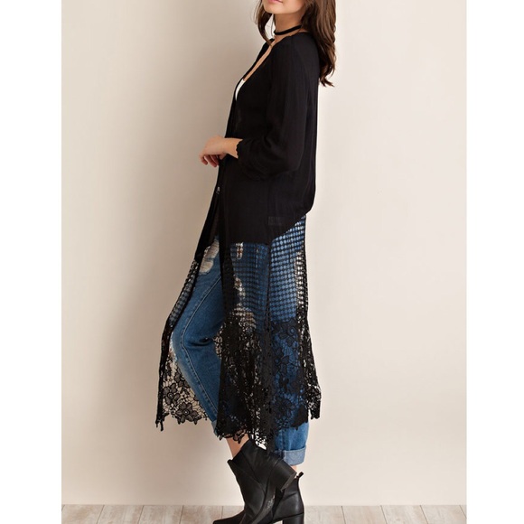 1 HR SALE ❤️ Crochet Lace Bottom Kimono Duster - Picture 2 of 3