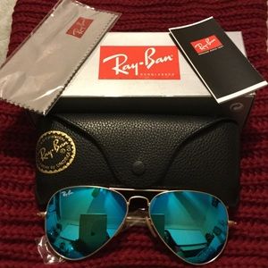 AUTHENTIC Ray Ban Aviator Blue Gold Mirrored SG
