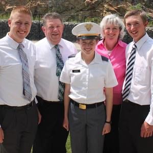 Meet your Posher, Julia