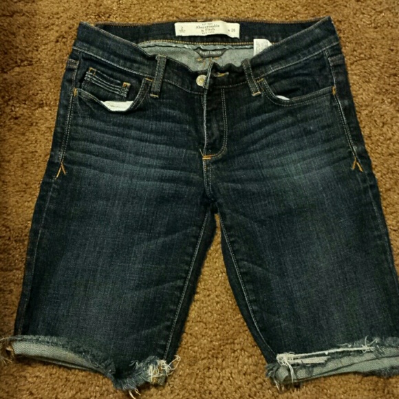 Abercrombie & Fitch Bermuda shorts