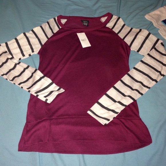 Rue 21 NWT Long Sleeve Bundle - Picture 4 of 4