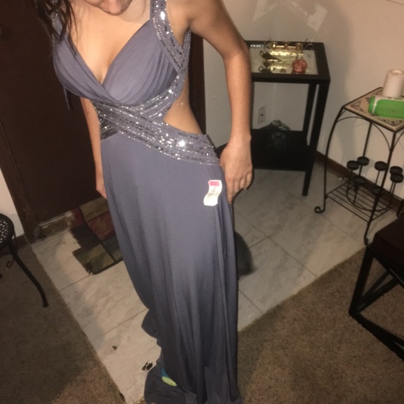 Grey prom dress!!!😊😉