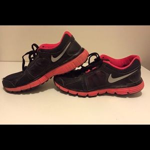 Size 8 Nike Running Shoes, Pink and Black