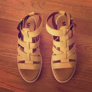 MIA Fisherman Sandals