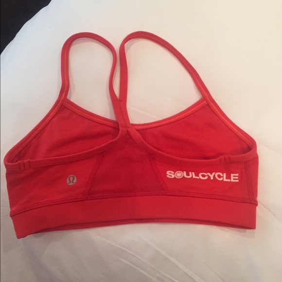 Lululemon/soul cycle bra
