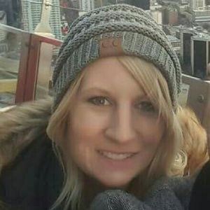 Meet your Posher, Cortney