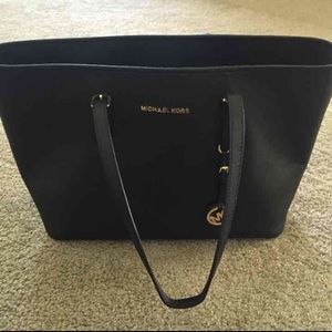 ❌LOWERED PRICE- FOR TODAY ONLY❌  Michael Kors Tote