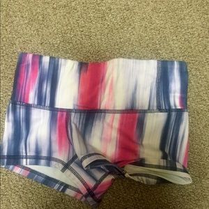 Lululemon booty shorts