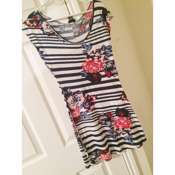 Cute floral mini dress