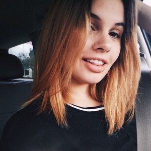 Meet your Posher, Jeanne