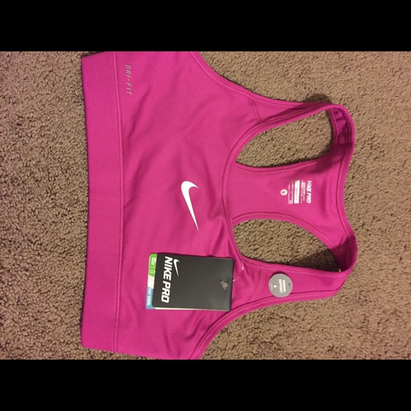 Brand new hot pink nike sports bra