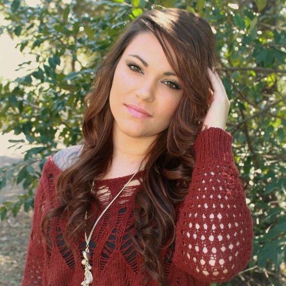 Meet your Posher, Brianna