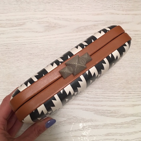 Rebecca Minkhoff clutch Aztec bag accessory - Picture 3 of 4