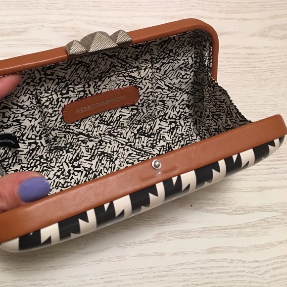 Rebecca Minkhoff clutch Aztec bag accessory - Picture 4 of 4