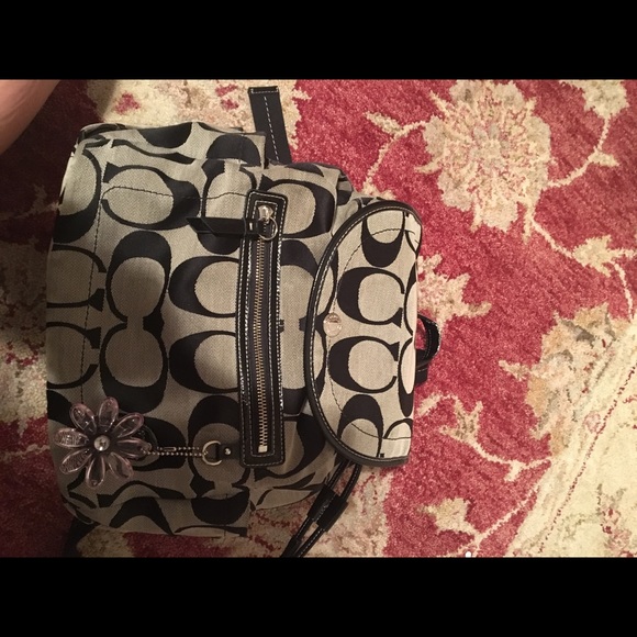 Coach Signature black white BackPack Daisy Flower