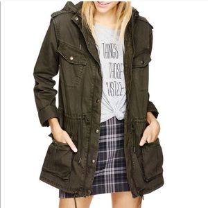 NWT ARITIZIA OLIVE GREEN UTILITY  JACKET