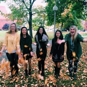 Meet your Posher, Ashley