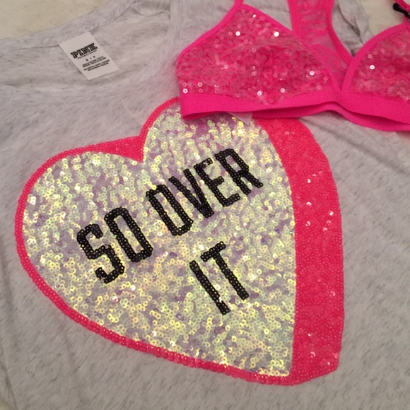 💖BRA ONLY💖Limited Edition VS Pink Sequin Set💖 - Picture 2 of 4