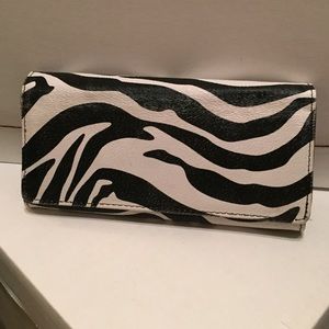 PRICE DROP 🎉🎉 Zebra wallet