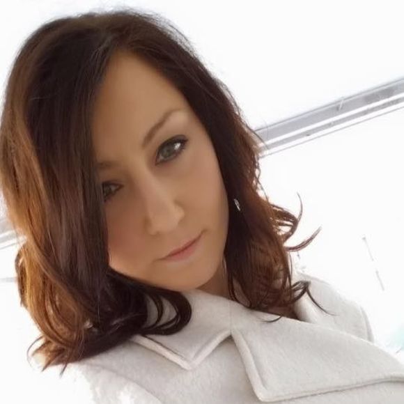 Meet your Posher, Elsbeth