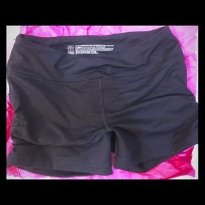 Victoria's Secret Knock out short.. 🐝