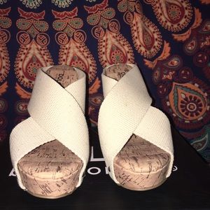 Dolce wedges