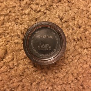 MAC Rich Ground Fluidline