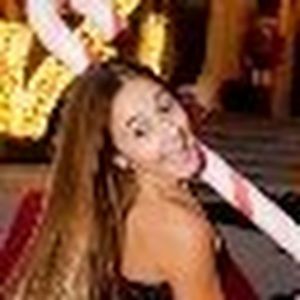 Meet your Posher, Chloe