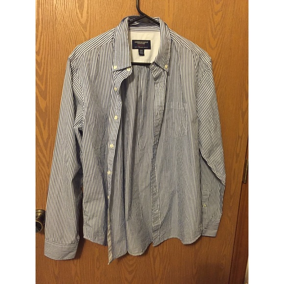 Mens American Eagle button down