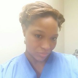 Meet your Posher, Sheena