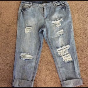 F21 boyfriend jeans