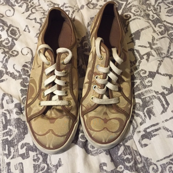 Coach tennis shoes