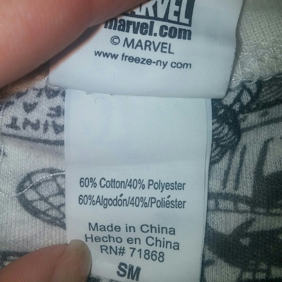 Marvel Dc Sweater - Picture 2 of 4