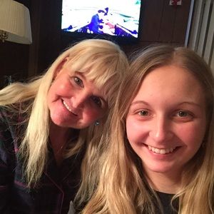 Meet your Posher, Christine