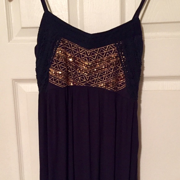 Dress - Picture 2 of 3