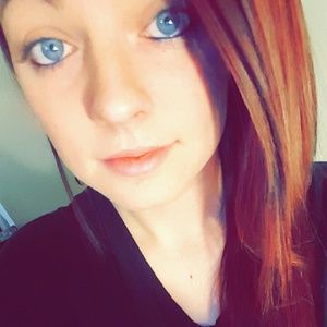 Meet your Posher, Dustina