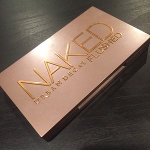 Urban Decay naked flushed palette